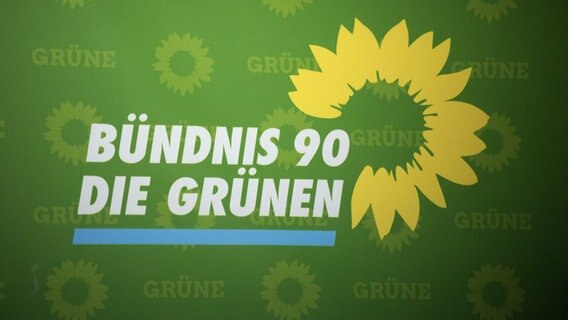 Das Logo von Bündnis90 Die Grünen  mit stilisierter Sonnenblume © picture alliance / Soeren Stache/dpa | Soeren Stache Foto:  Soeren Stache