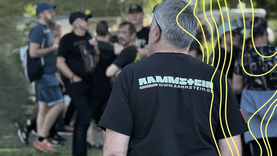 Fan mit Rammstein T-Shirt © Elena Kuch 