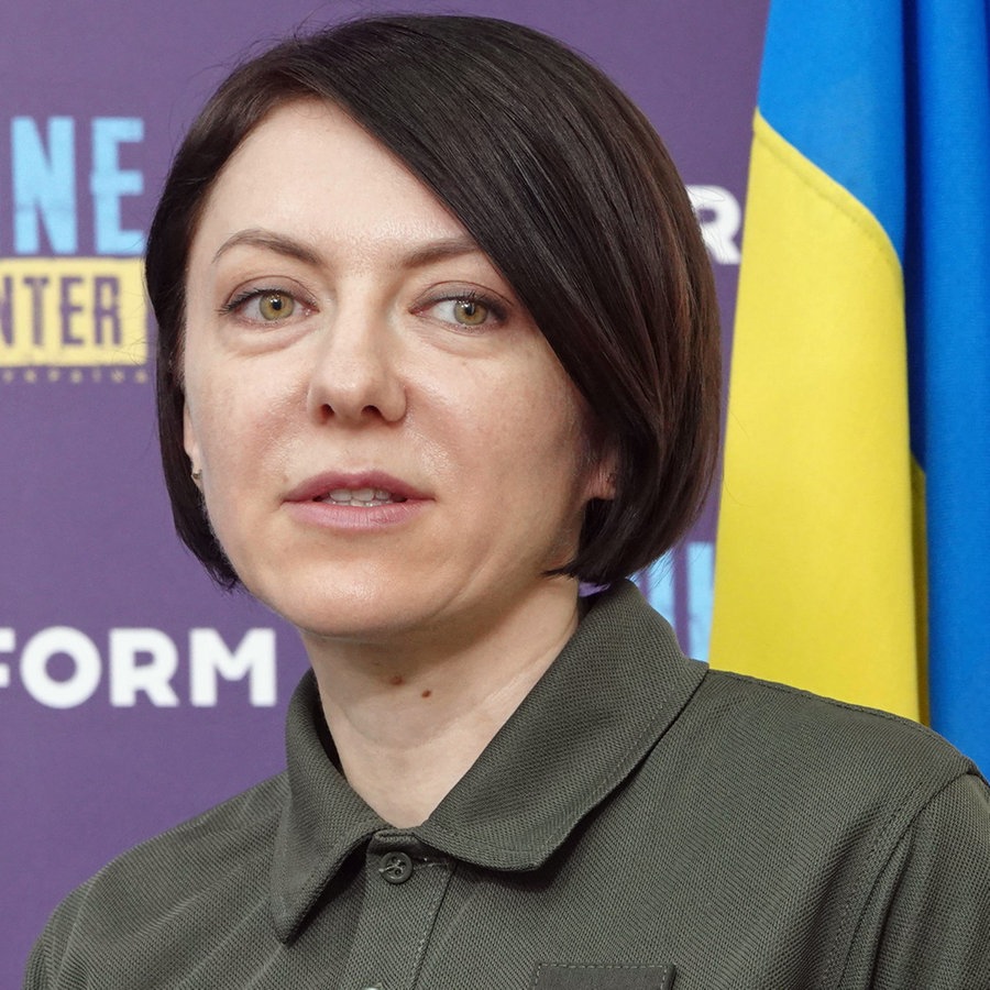 Die bisherige stellvertretende Verteidigungsministerin der Ukraine, Hanna Maljar, spricht auf einer Pressekonferenz in der Hauptstadt Kiew (Ukraine). © dpa Foto: Ulf Mauder