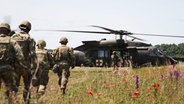 US-Soldaten üben bei einem Mannöver am 4. Juni in Rumänien © picture alliance Foto: US Army