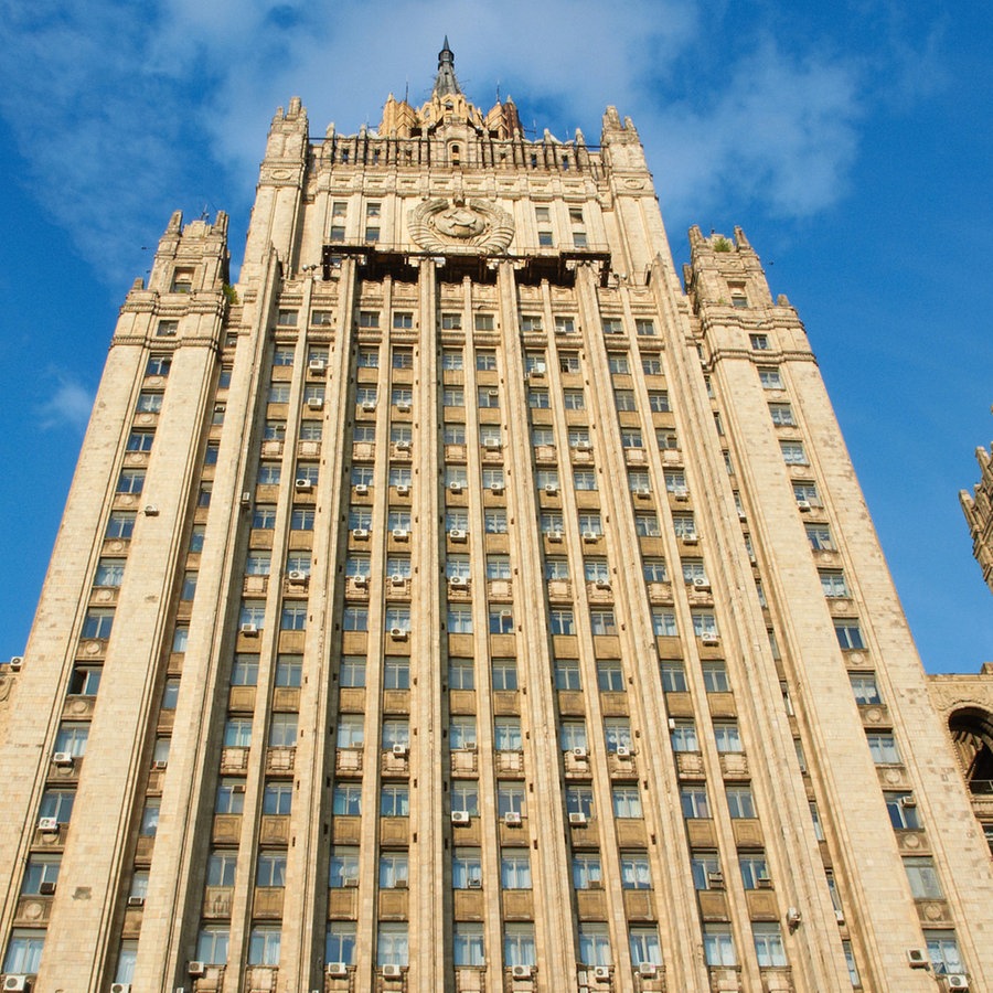 Das Stalinhochhaus, Sitz des russischen Außenministeriums in Moskau (Russland, Archivbild vom 14.08.2013). © dpa Foto: Bernd Thissen