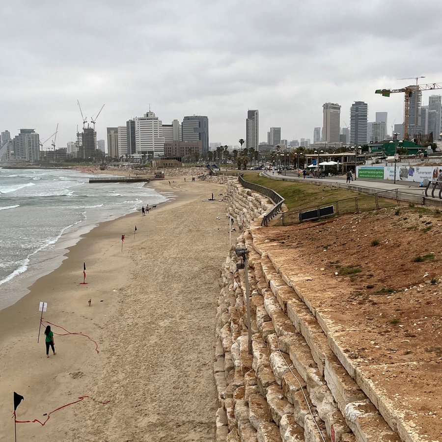 Erstmals seit vier Monaten hat die islamistische Terrororganisation Hamas erneut Raketen auf den Großraum Tel Aviv gefeuert. © dpa Foto: Sara Lemel