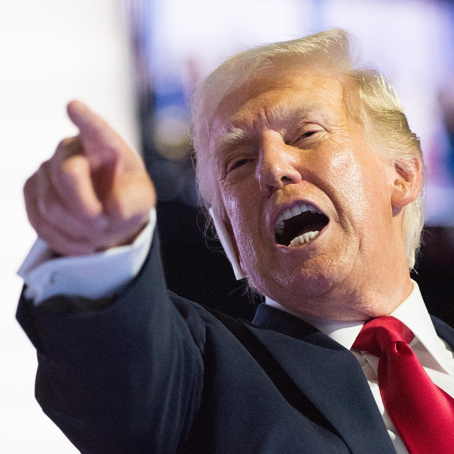 Former US President Donald Trump attends the Republican National Convention (RNC) since surviving an attempted assassination at the Fiserv Forum in Milwaukee, Wisconsin, United States on July 18, 2024. © picture alliance Foto: Jacek Boczarski