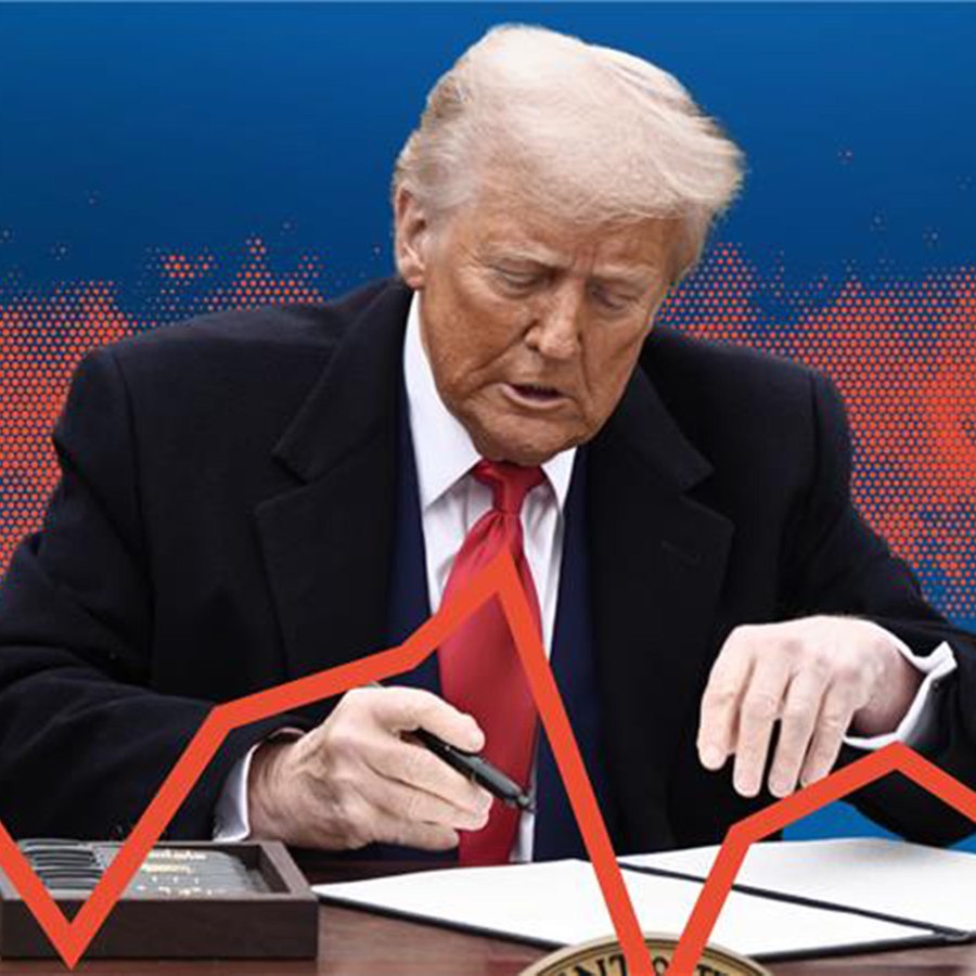 US-Präsident Donald Trump unterzeichnet im Rosengarten des Weißen Hauses zwei Executive Orders zu Gegenzöllen. © Andrew Leyden/ZUMA Press Wire 