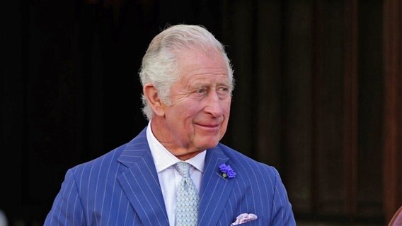 Ein Porträtbild von dem britischen König Charles III. © PA Wire/dpa Foto: Jane Barlow