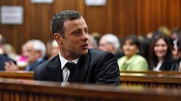 Oscar Pistorius im Gerichtssaal. © dpa bildfunk Foto: Phill Magakoe