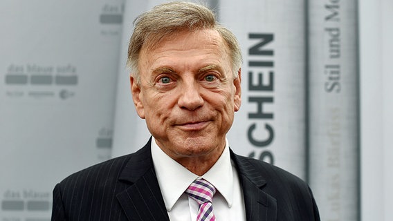 Der israelische Diplomat und Publizist Avi Primor auf der Buchmesse Leipzig (Sachsen). © dpa picture alliance Foto: Jens Kalaene