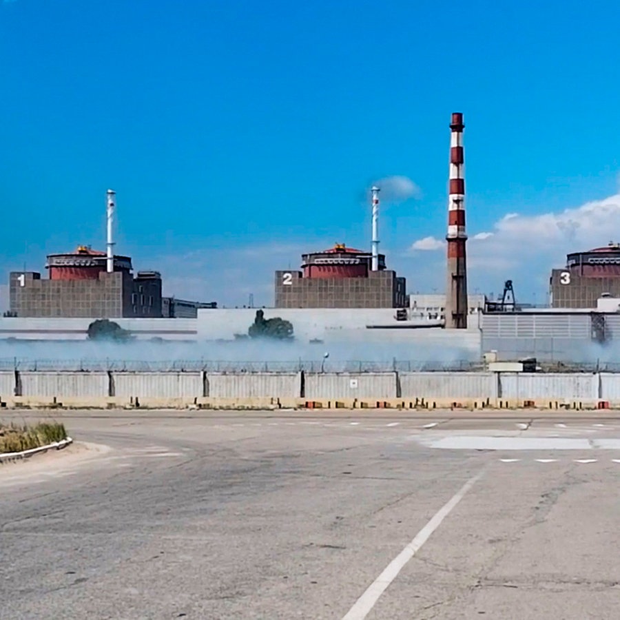 Die Gesamtansicht auf das Atomkernkraftwerk in Saporischschja (Ukraine). © Uncredited/Russian Defense Ministry Press Service/AP/dpa 