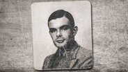 Ein altes Passfoto von Alan Mathison Turing. © Imago/Zuma Press 