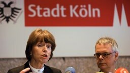 Die Kölner Oberbürgermeisterin Henriette Reker Die Kölner Oberbürgermeisterin Henriette Reker © dpa - Bildfunk Foto: Oliver Berg