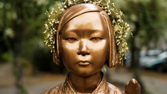Trostfrau "Comfort Women" in Berlin. © dpa picture alliance Foto: Markus Schreiber