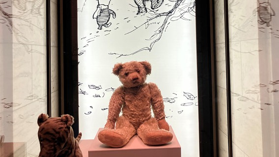 Original: Winnie the Pooh in der New York Public Library © ARD Foto: Charlotte Voss