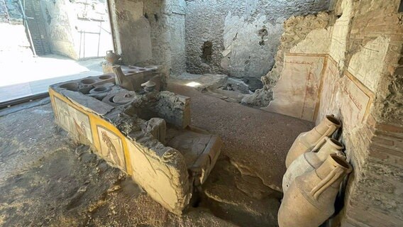 Ein Schnellimbiss aus der antiken Stadt Pompeji. © picture alliance Foto: Archäologiepark Pompeji