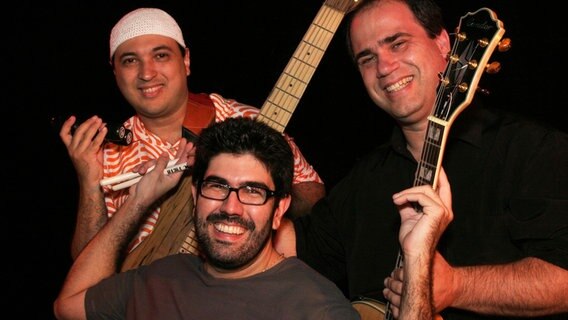 Nosso Trio: Nelson Faria (g) Ney Conceicao (b) Kiko Freitas (dr)   © Nelson Faria Foto: Nelson Faria