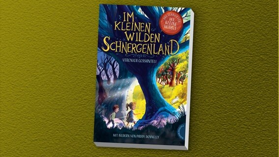 Cover des Kinderbuches "Im kleinen wilden Schnergenland" von Veronica Cossanteli, erschienen im  Thienemann Verlag. © Verlag Thienemann 
