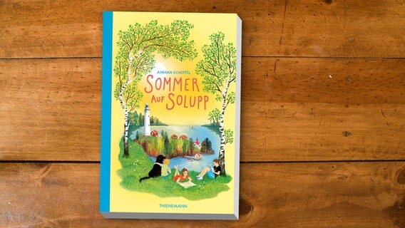 Cover des Kinderbuches "Sommer auf Solupp" von Annika Scheffel, erschienen im Thienemann Verlag. © Thienemann Verlag 
