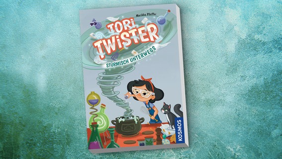 Cover des Kinderbuches "Tori Twister - stürmisch unterwegs" von Marikka Pfeiffer, erschienen im Kosmos Verlag. © Verlag Kosmos 