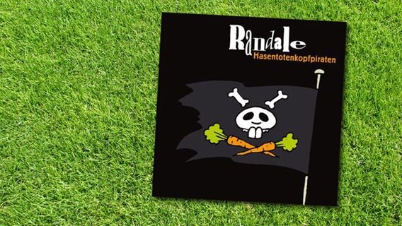Das Cover der CD "Hasentotenkopfpiraten" der Kindermusik-Band Randale © Randale / Jochen Vahle 