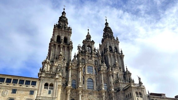 Die Kathedrale von Santiago de Compostela. © NDR Foto: Dennis Burk und Julia Küppers  