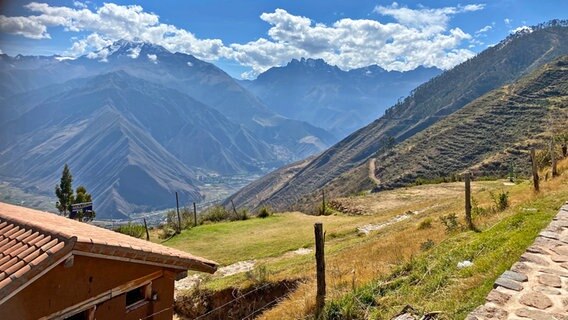 Die Landschaft rund ums Weltkulturerbe Machu Picchu in den Anden © NDR Foto: Tom Noga