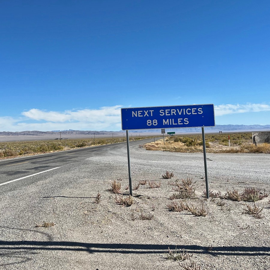 Eine Schnellstraße (Highway) in Nevada, USA © NDR Foto: Tom Noga