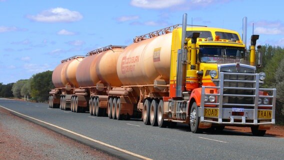 Ein Truck auf dem Goldtrail in Australien © NDR Foto: Michael Marek und Sven Weniger