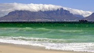 Blick auf den Tafelberg über Kapstadt. © NDR/HR/Barbara Dickenberger 