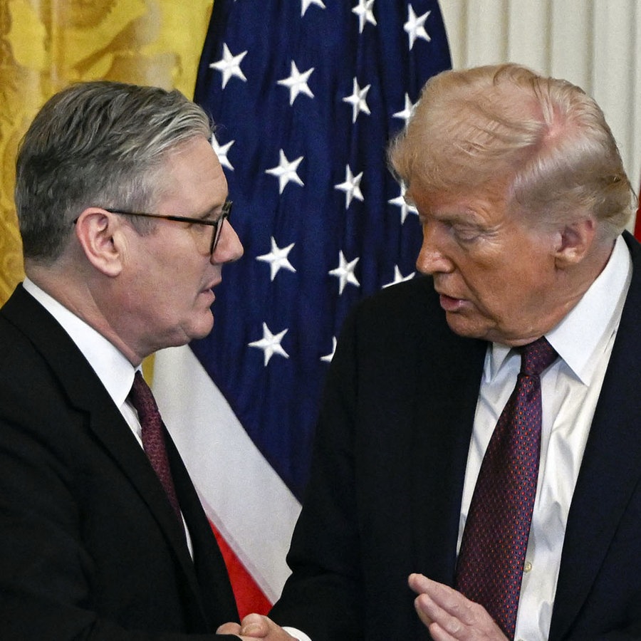 Der britische Premierminister Sir Keir Starmer zu Besuch bei Präsident Donald Trump im Weißen Haus in Washington. © picture alliance / Anadolu | Celal Gunes Foto: Celal Gunes