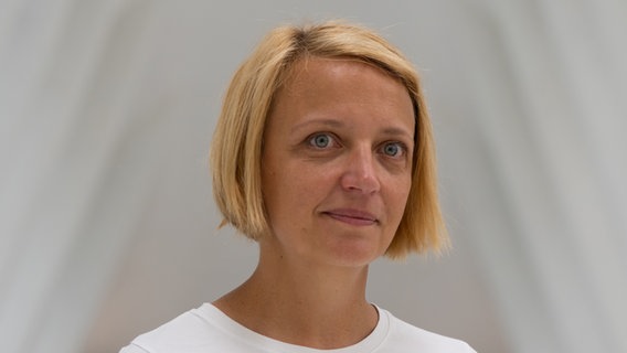 Porträtbild von Dr. Elena Stein, Vorstandsvorsitzende des Center for Independent Social Research (CISR) Berlin. © Elena Stein 