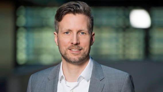 Der ARD-Hauptstadtkorrespondent Uli Hauck. © ARD-Hauptstadtstudio Foto: Jens Jeske
