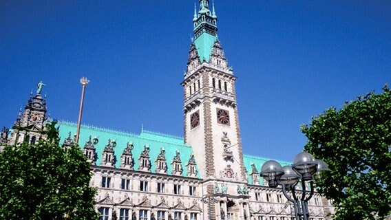 Hamburg City Hall against the blue sky © digiphot - MEV-Verlag Germany 