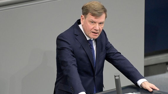 Der CDU-Politiker Johann Wadephul bei einer Rede im Bundestag. © Imago Images/Future Image Foto: Frederic Kern