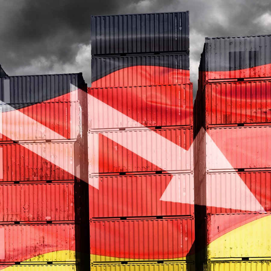 Gestapelte Container in deutschen Nationalfarben mit abwärts gerichtetem Pfeil, Symbolfoto Wirtschaftkrise - Fotomontage © picture alliance / CHROMORANGE Foto: Christian Ohde