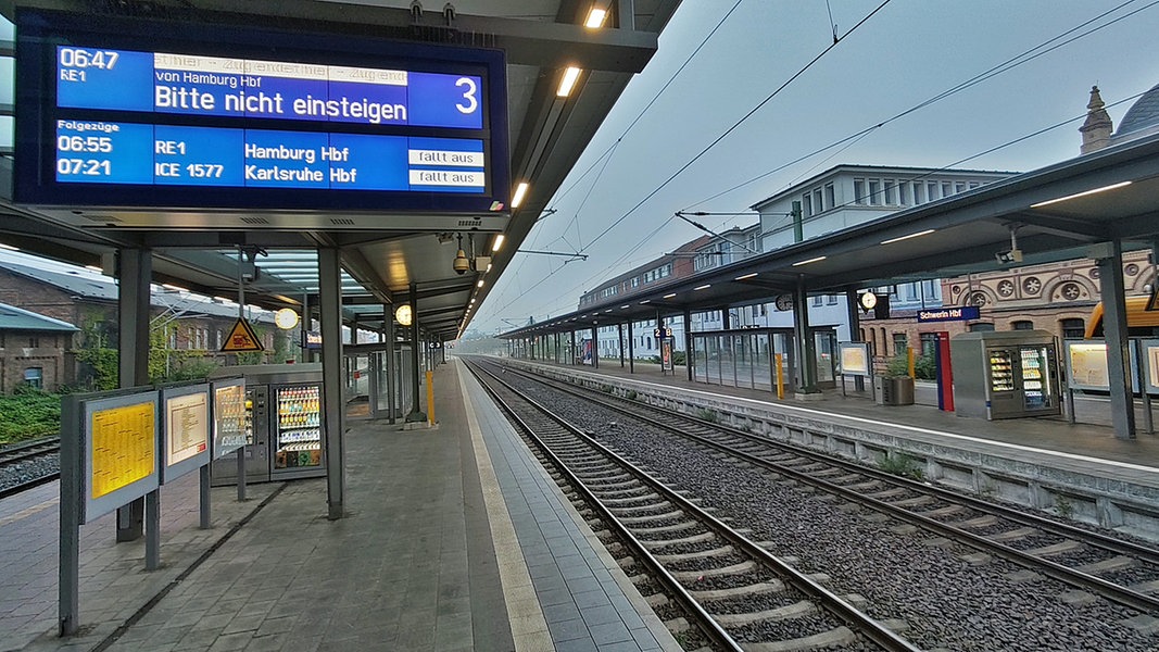 Lokfuhrerstreik Zu Ende Bahnverkehr In Mv Wieder Normalisiert Ndr De Nachrichten Mecklenburg Vorpommern