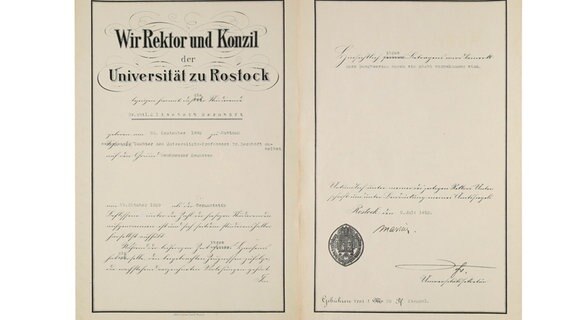 Das Zeugnis der ersten Studentin an der Rostocker Universität: Elisabeth Bernhöft. © Universität Rostock 
