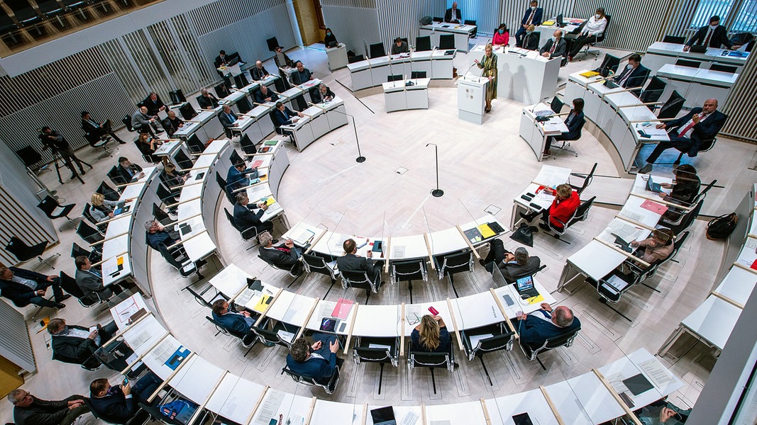 Situation der MV Werften erneut Thema im Landtag