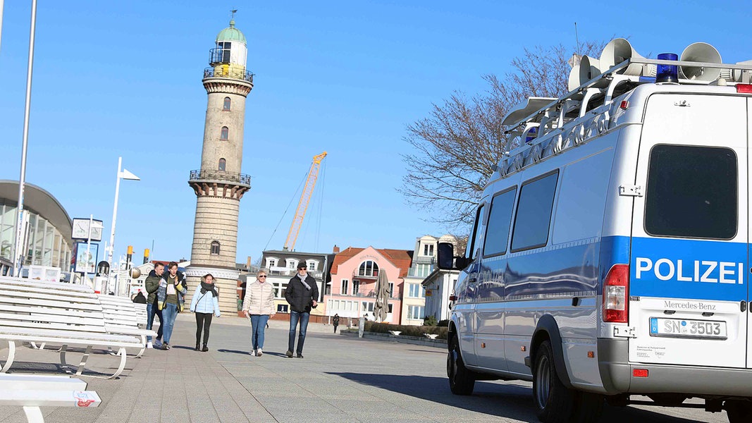 Menschenansammlungen: 380 Polizei-Einsätze in MV