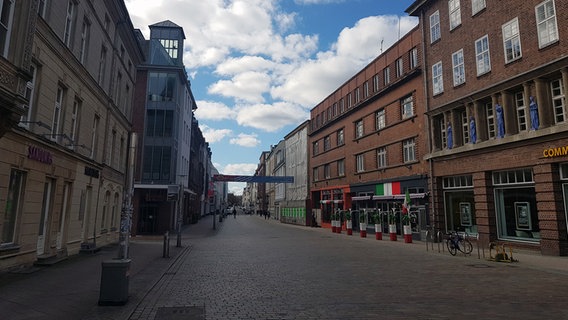 Die Innenstadt von Schwerin ist wie ausgestorben © NDR Foto: Henning Strüber