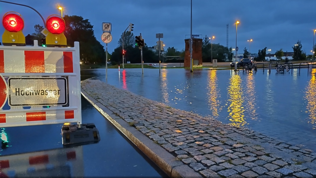 MV-Küste vor Sturmflut: Höchststände für heute erwartet