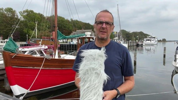 Die Wettervorhersage von Stefan Kreibohm vom NDR Wetterstudio auf Hiddensee. © NDR Foto: NDR Screenshots