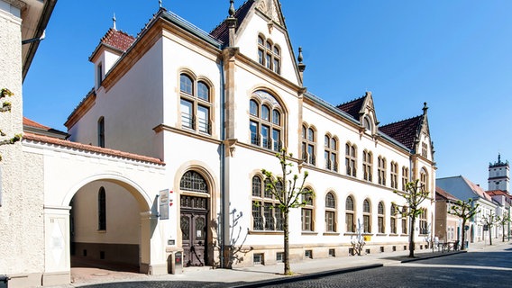 Fassade des Kulturquartiers Mecklenburg-Strelitz in Neustrelitz Fassade des Kulturquartiers Mecklenburg-Strelitz in Neustrelitz © Wirtschaftsministerium Foto: Wirtschaftsministerium