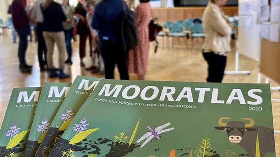 In Güstrow wurde das Institut für Moorspezialisten eingeweiht. © NDR Foto: Juliane Mau