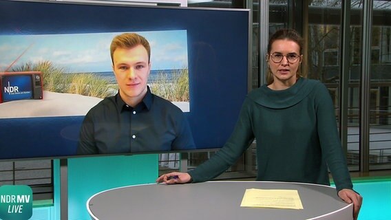 NDR MV Live mit Reporter Dennis Moldenhauer © NDR Foto: Screenshot