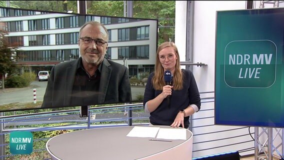 Michael Jürgensen, Geschäftsführer der Sana-Kliniken in Bad Doberan und Wismar, bei NDR MV Live. © NDR Screenshots Foto: NDR Screenshots