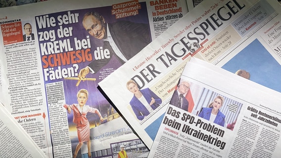 Schwesig unter Druck: Die kritischen Schlagzeilen in der bundesweiten Presse häufen sich für Mecklenburg-Vorpommerns Ministerpräsidentin Manuela Schwesig (SPD).  