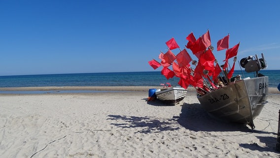 Fischkutter am Strand von Baabe. © Landkreis Vorpommern-Rügen 