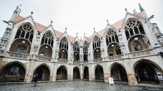 Blick auf das Gebäude des Altstadtrathauses in Braunschweig. © NDR Foto: Julius Matuschik