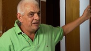 Detlef Brandes im Interview. Er hatte mit seiner Frau falsche Polizisten entlarvt. © NDR 