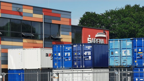 Container zum Schutz vor möglichen Blindgängern in Göttingen. Container zum Schutz vor möglichen Blindgängern in Göttingen. © Norddeutscher Rundfunk Foto: Wieland Gabcke