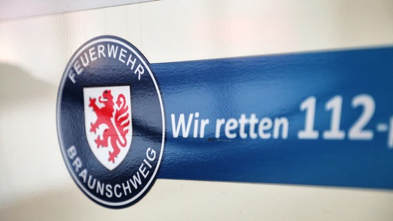 Das Logo der Feuerwehr Braunschweig © NDR Foto: Uwe Day